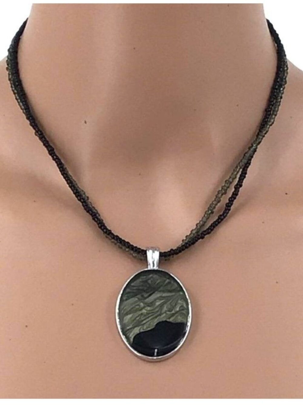 KC Kenneth Cole Necklace Gray Black Beaded Oval Pendant
